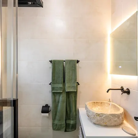 Beautiful Townhouse In Downtown Dom wakacyjny Ferragudo (Faro)