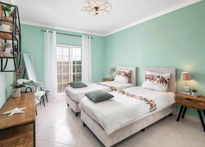 Beautiful Townhouse In Downtown * Ferragudo