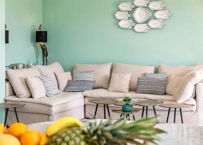 Beautiful Townhouse In Downtown Nyaraló